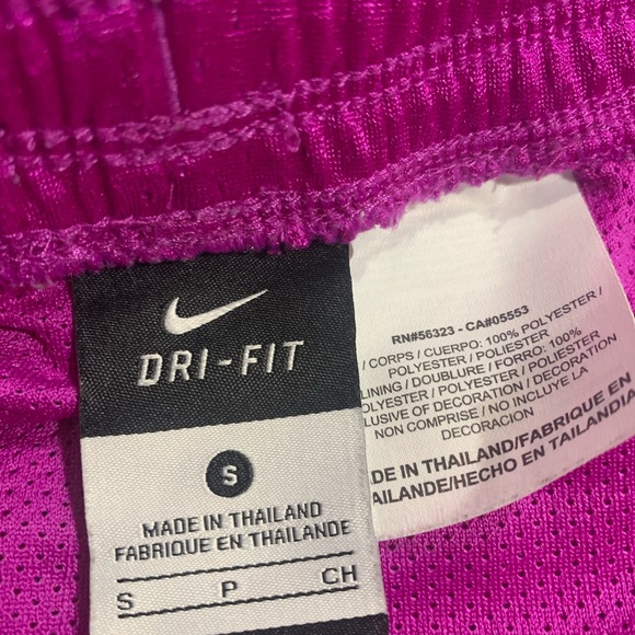 Nike Dri-Fit Shorts - Picture 4 of 5